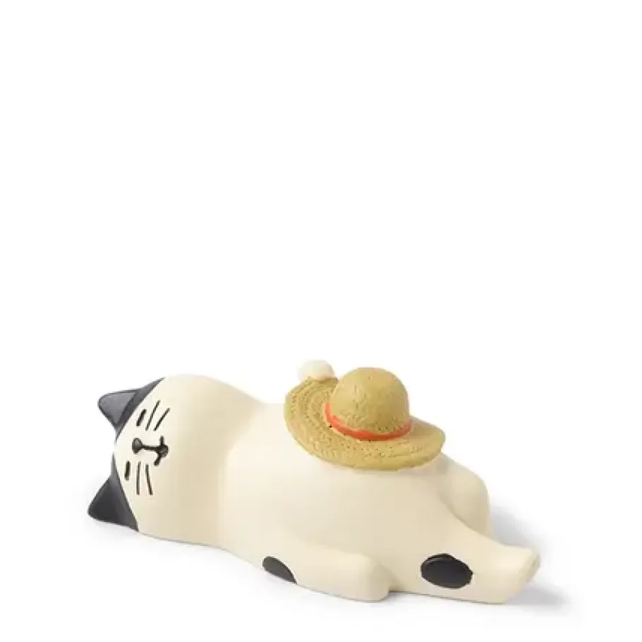 MIYA Company Cats^Figurine Cat Sleeping Hat